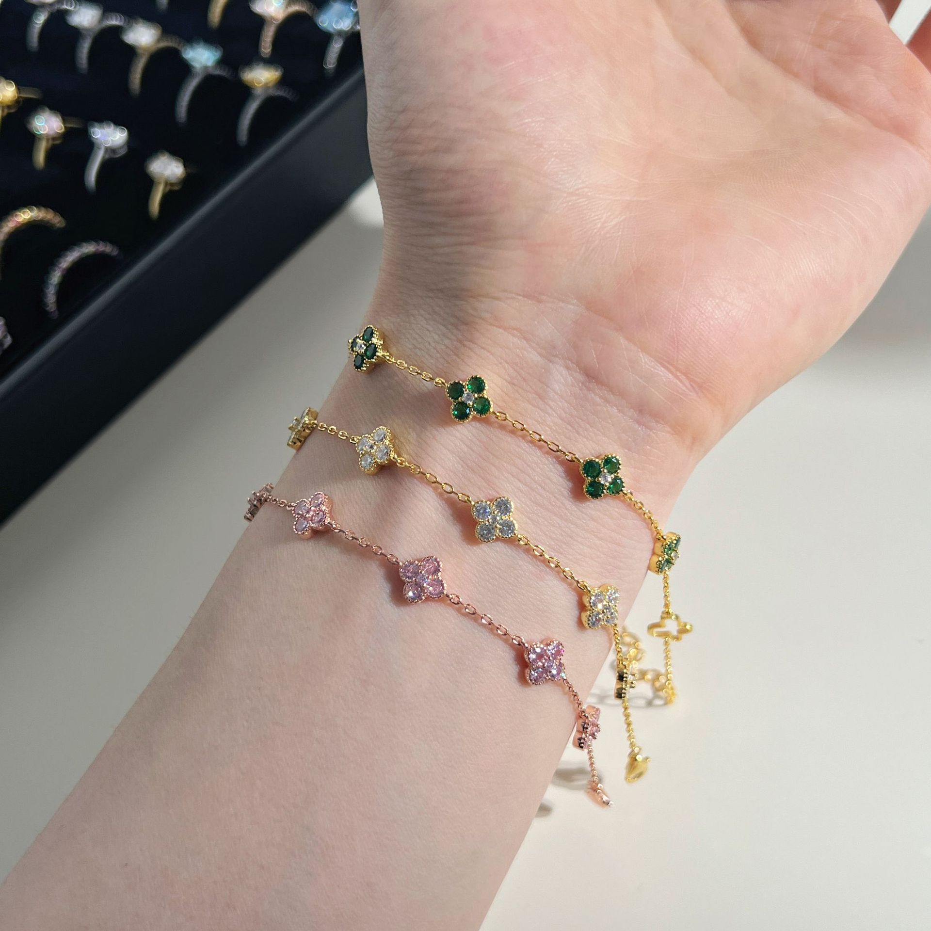 跨境日韩s925纯银手链女高级感锆石镶嵌时尚四叶草设计百搭经典款