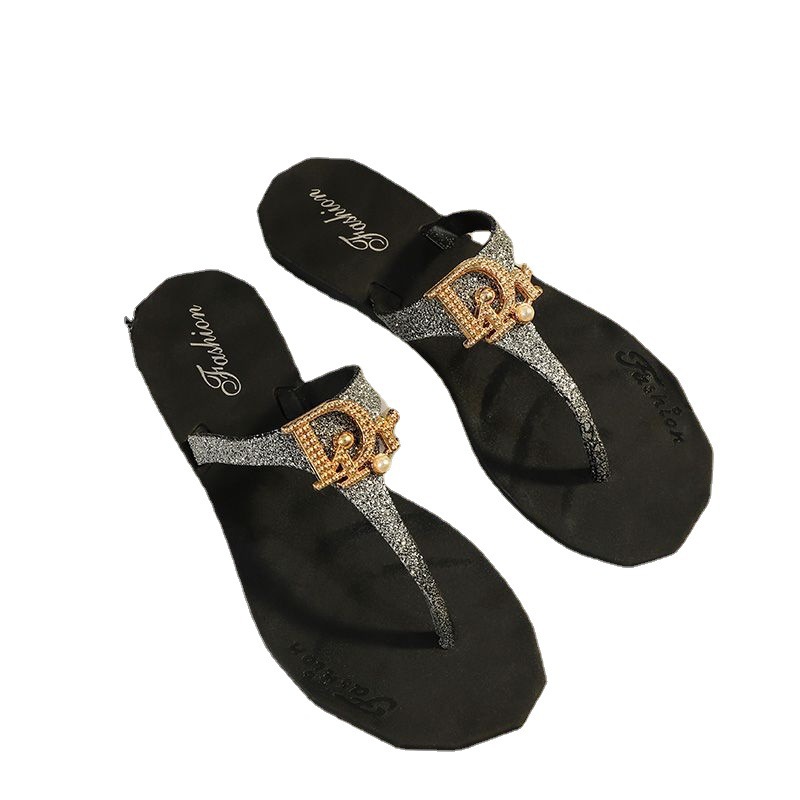 New Slippers Women's Summer Outdoor Flat Sandals Stylish Flip-Flops Beach Korean Style Versatile Toe Covering Flat Bottom Flip-Flops