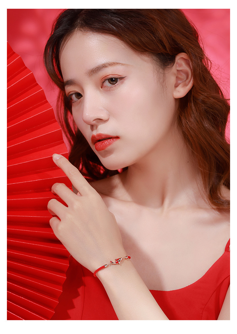 鸿鲤迎禄手链女幸运锦鲤红绳本命年礼物属牛新年开转运编织手绳饰