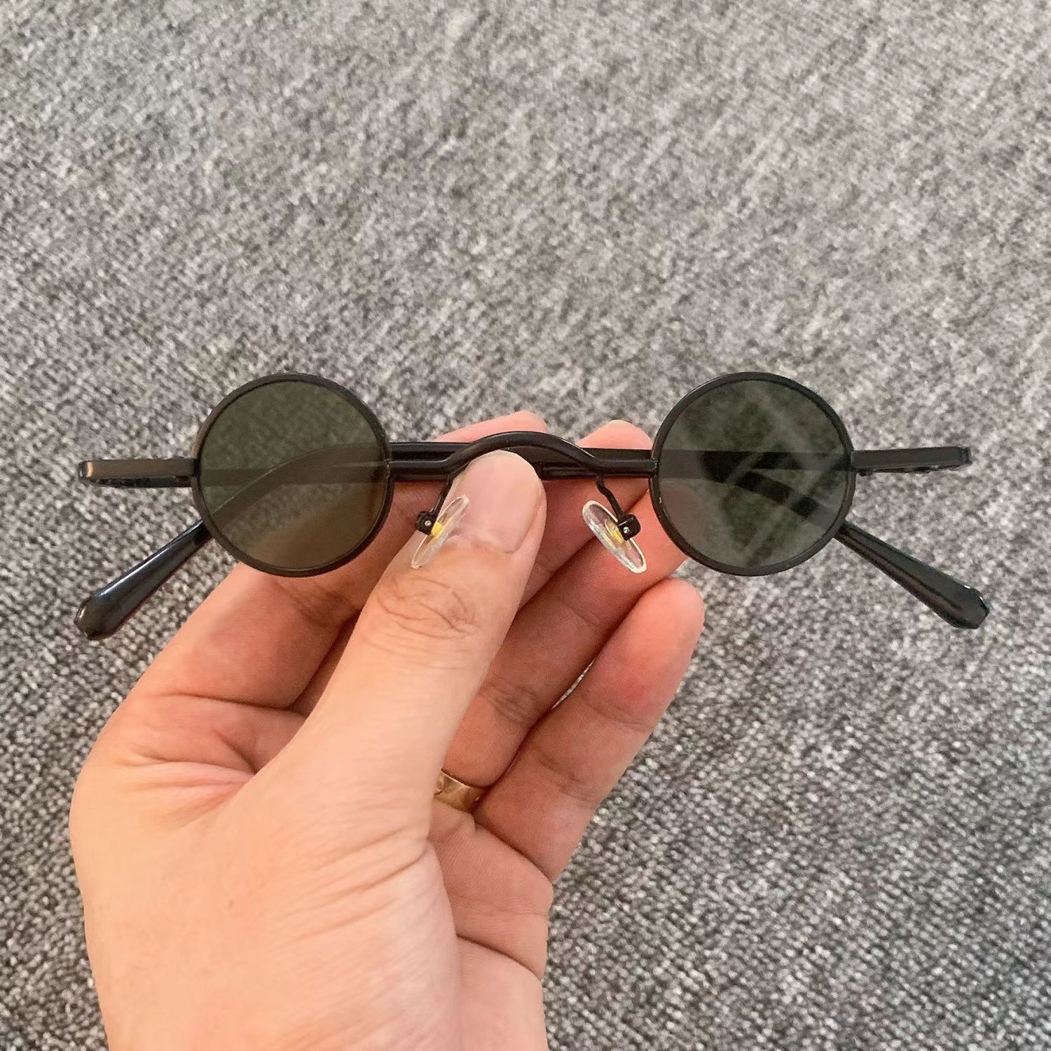 迷你小眼镜男潮小镜片墨镜圆形复古小框眼睛网红大佬个性太阳镜女