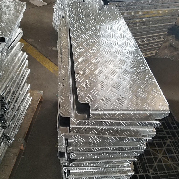 厂家供应铝合金花纹盖板 船舰甲板防滑排水沟下水道污水格栅