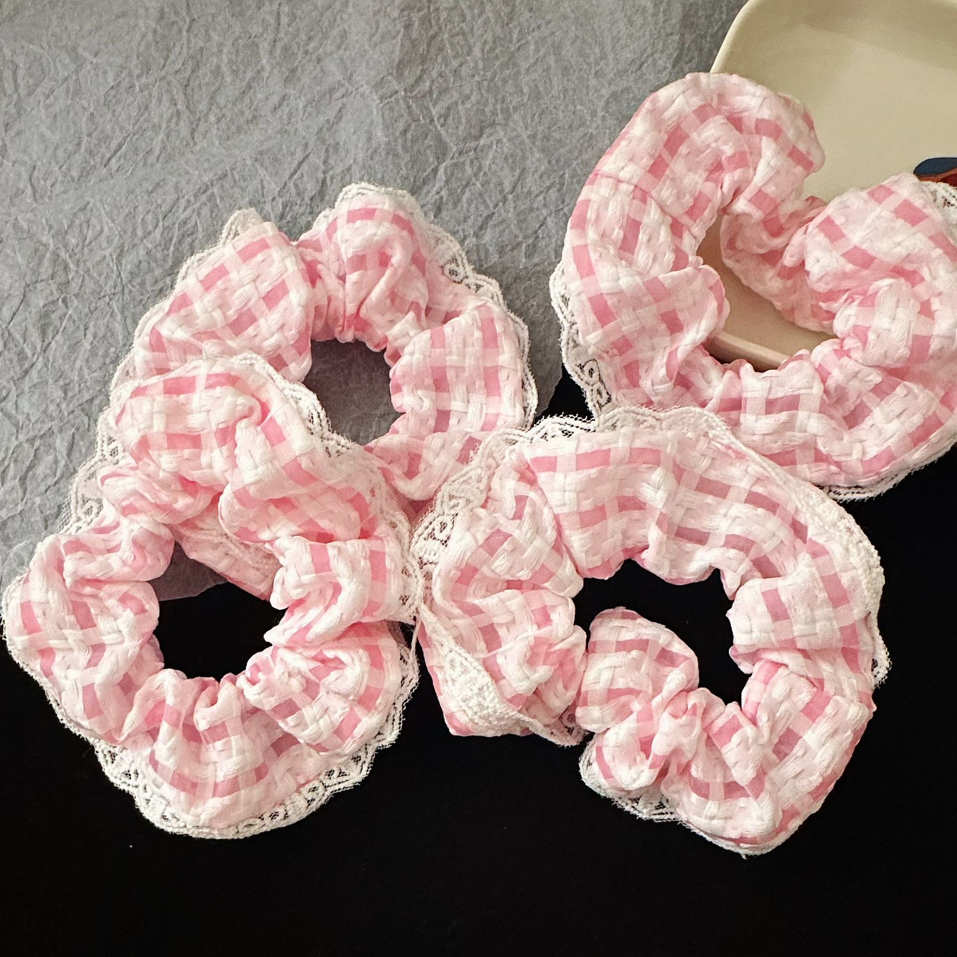 高颜值粉色格子大肠发圈甜美浪漫花边发圈少女风高马尾肥肠圈饰品