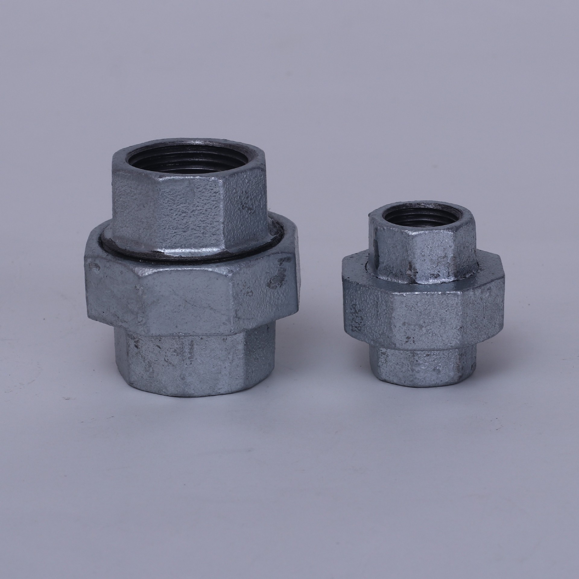 玛钢管件热镀锌330管件平座油任活接头厂家批发现货销售