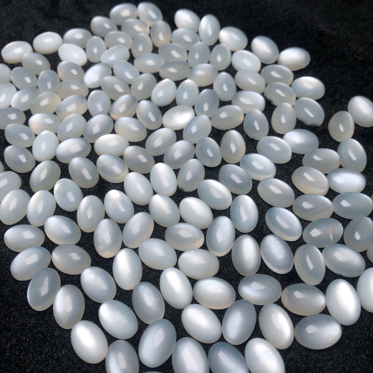 白月光石戒面斯里兰卡白月光石蛋形戒面蛋型精品戒面可塘厂家批发