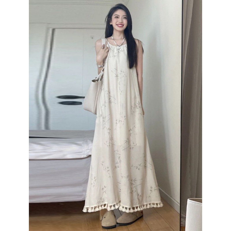 吊带连衣裙女2024夏季新款沙滩复古宽松时尚设计感度假风长裙子