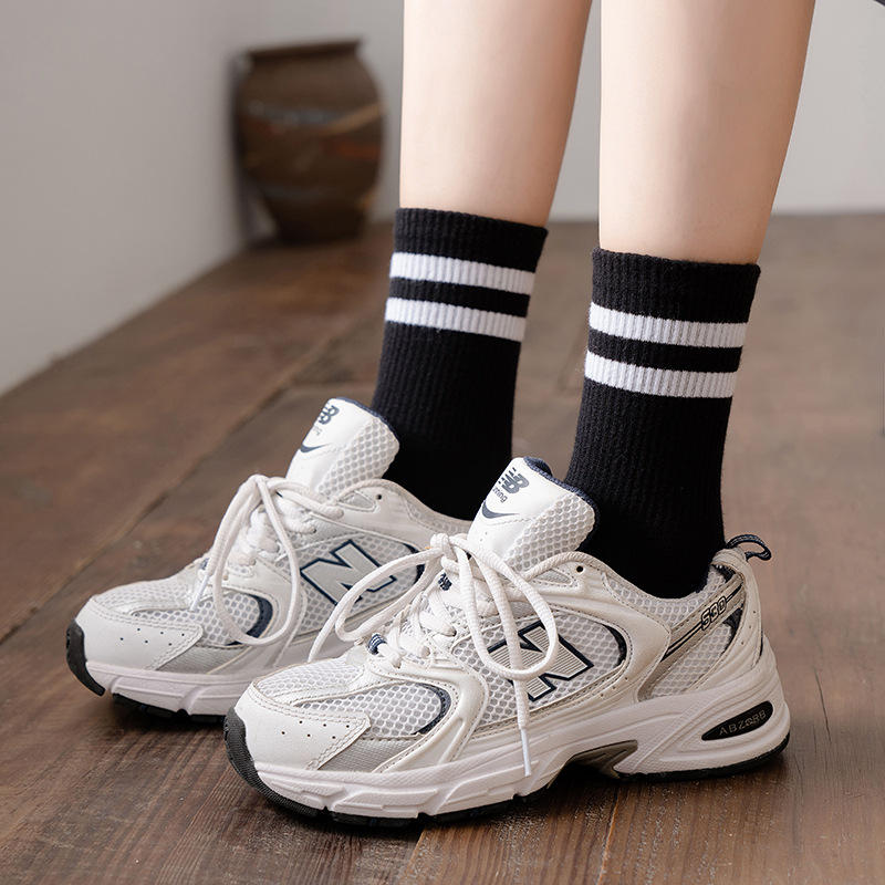袜子女中筒袜夏季纯棉ins潮春秋款秋冬黑白色长袜运动长筒袜秋季