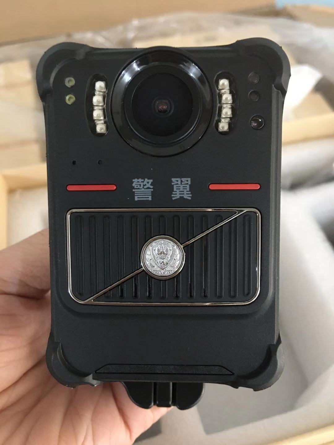 警翼f1执法记录仪dsj-jlyf1a1 ip68 可拆卸电池标配