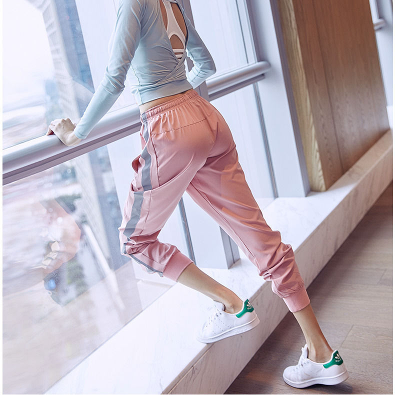 收口运动裤女宽松透气速干跑步收脚显瘦反光条瑜伽束脚健身长裤女