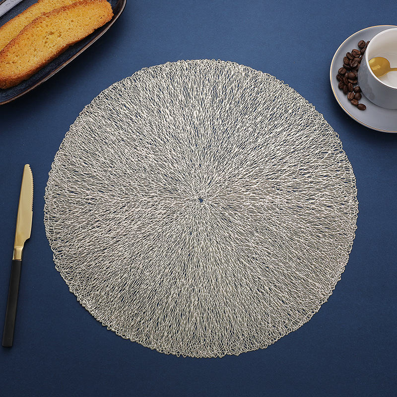 Dining Mat Pvc Hollow Light Luxury round Wedding Christmas Heat Proof Mat Dining Table Cushion Hotel Restaurant and Cafe Western-Style Placemat