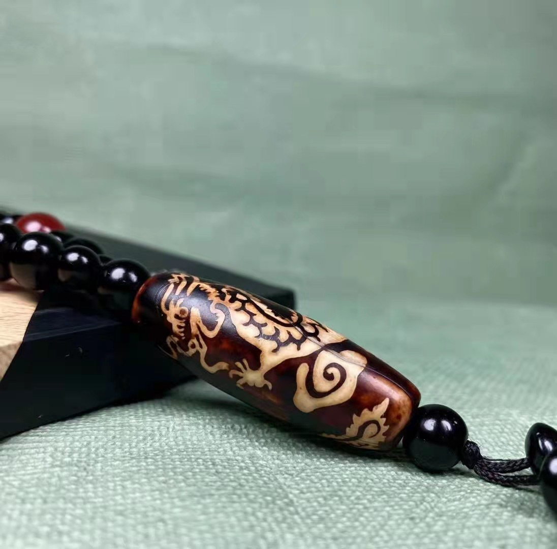 批发回流玛瑙财神天珠项链五爪神龙九眼天珠项链佛珠毛衣链男女款