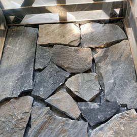 厂家供应 碎拼蓝石英白沙岩乱形 白砂岩冰裂纹 白砂岩地铺石 角石