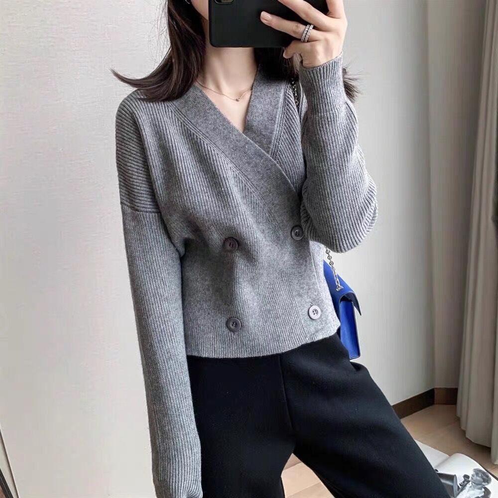 2021秋冬名媛气质胸前v领毛衣女交叉叠穿双排纽扣收腰显瘦针织衫
