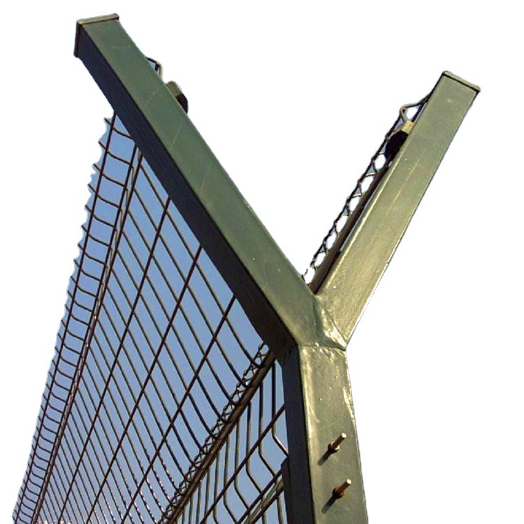y型立柱刀片刺网机场护栏网监狱围网看守所防爬金属防御网钢网墙