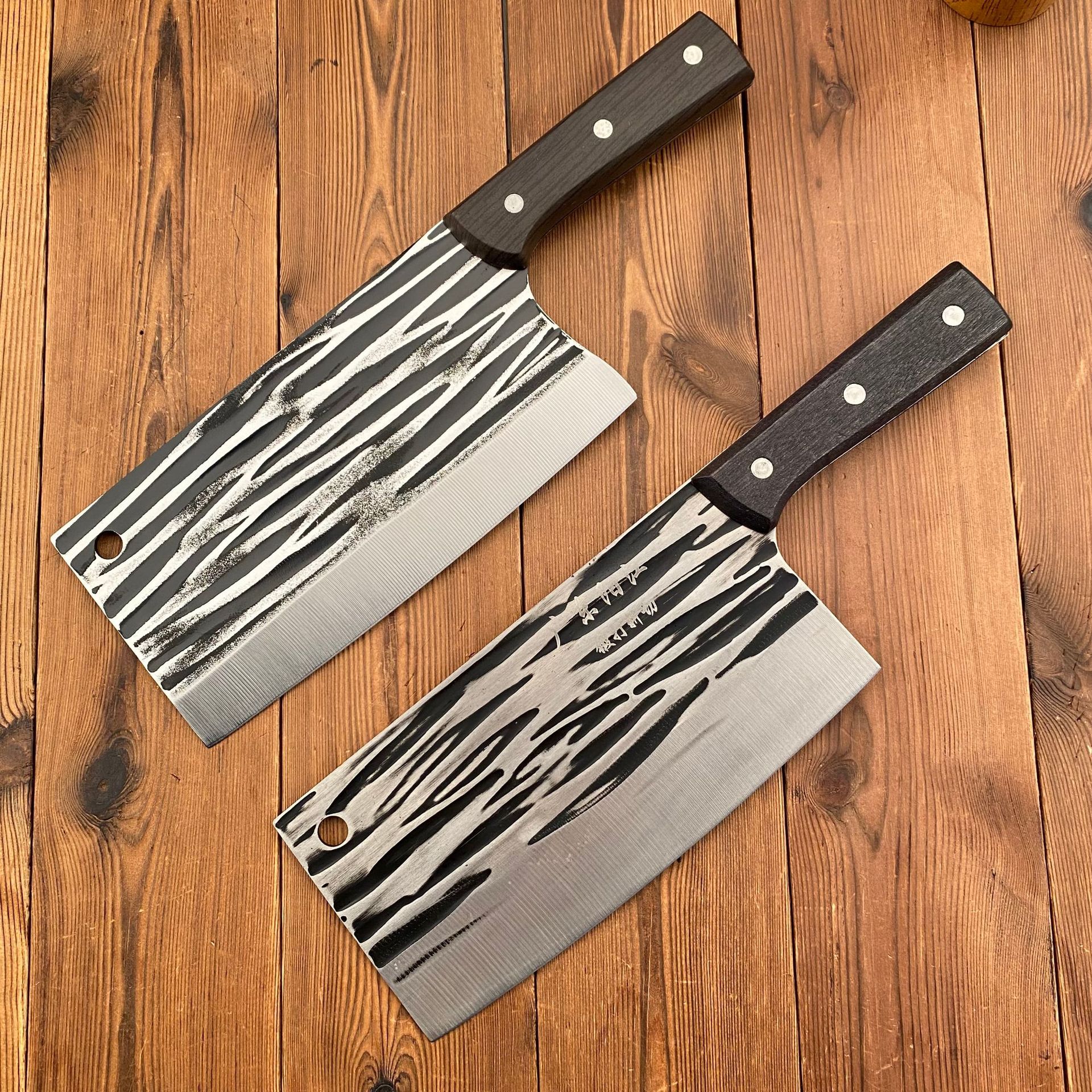 锻打菜刀家用斩切刀砍骨切菜肉刀锤纹锻打菜刀厨师专用刀条纹菜刀