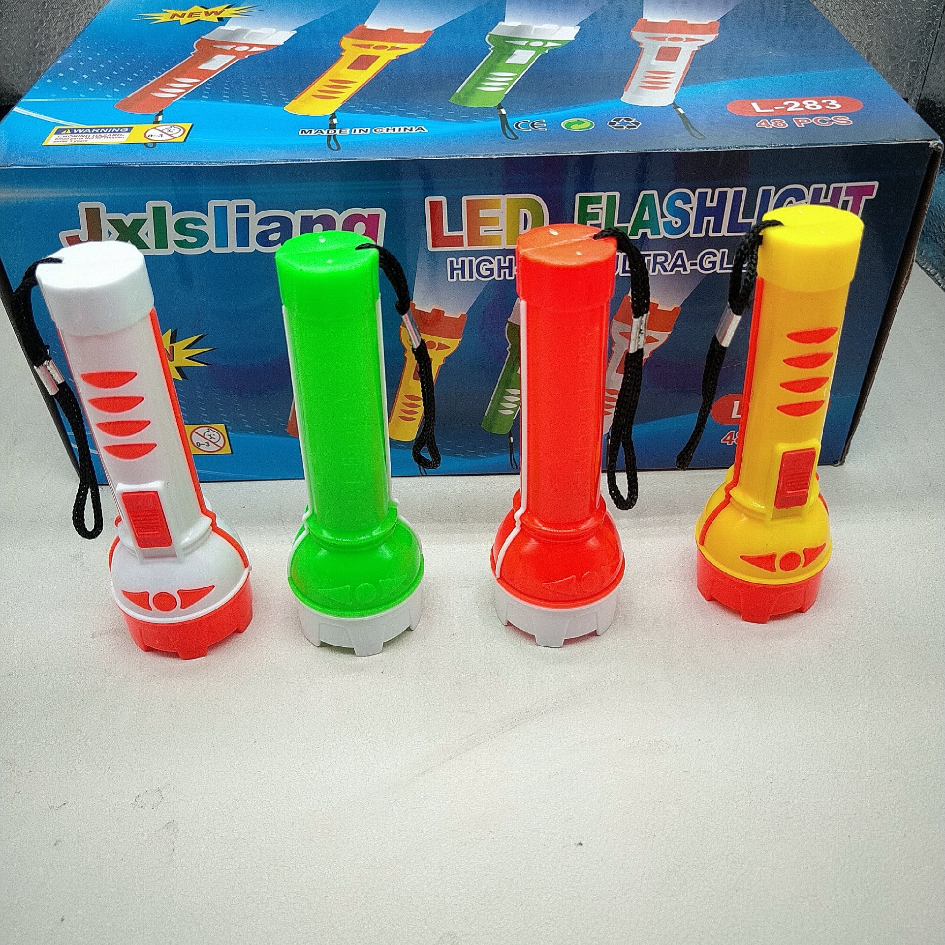 儿童发光手电筒小型便携式学生宿舍高颜值起夜照明夜市摆地摊玩具