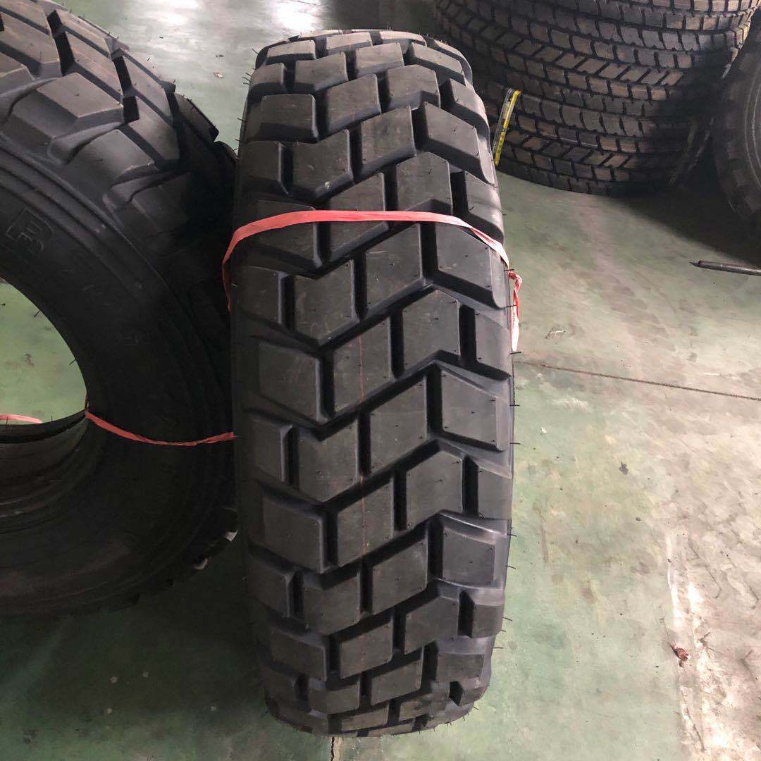 东风猛士轮胎37*12.5r16.5 11r18 12.5r20 1400r20 255/85r16轮胎