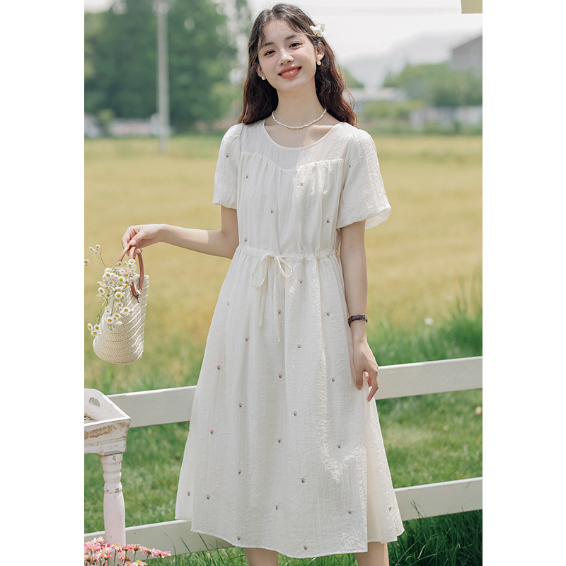 小清新连衣裙少女夏装2024新款初中高中学生日系甜美泡泡袖长裙子