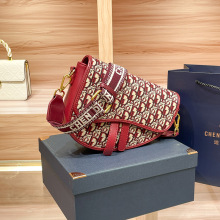 出个全新的迪奥diro女款包包_阿里巴巴找货神器