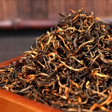 滇红茶 春茶叶 云南凤庆红茶 树茶 500克 买二斤送半斤批发