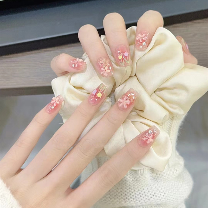 指甲贴片中长款 穿戴甲 高级感显白假指甲可拆卸爆闪轻奢美甲甲片