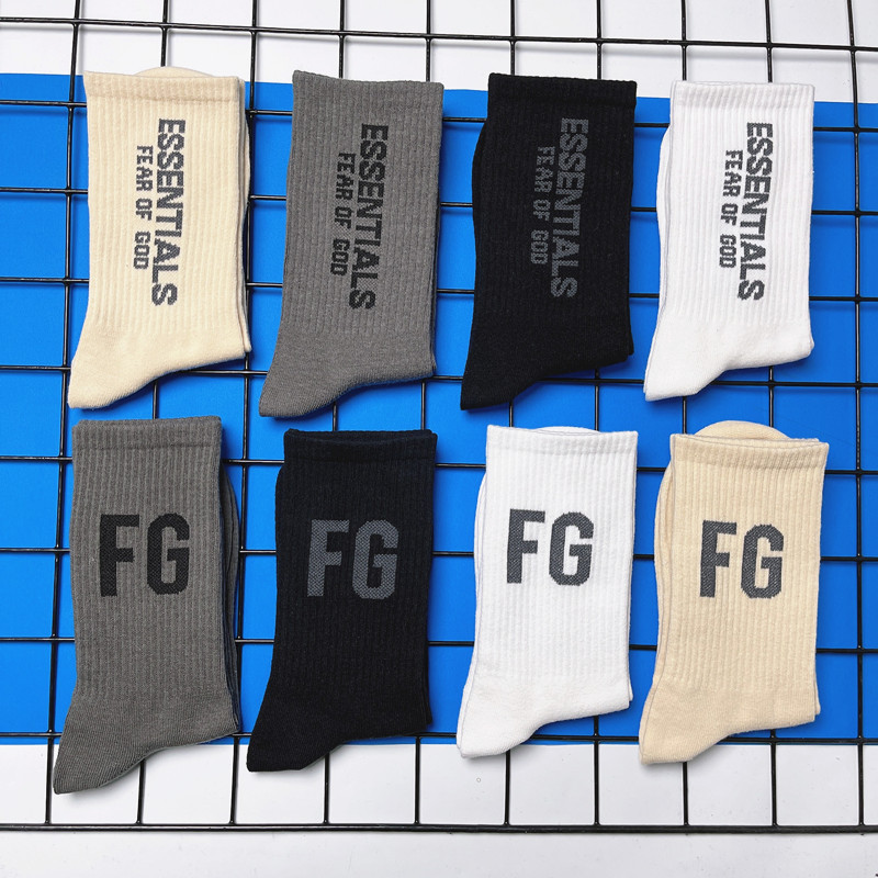 Fashion Brand Alphabet Socks Main Line Trend European and American Street Sports Male and Female Middle Tube 100% Cotton Socks