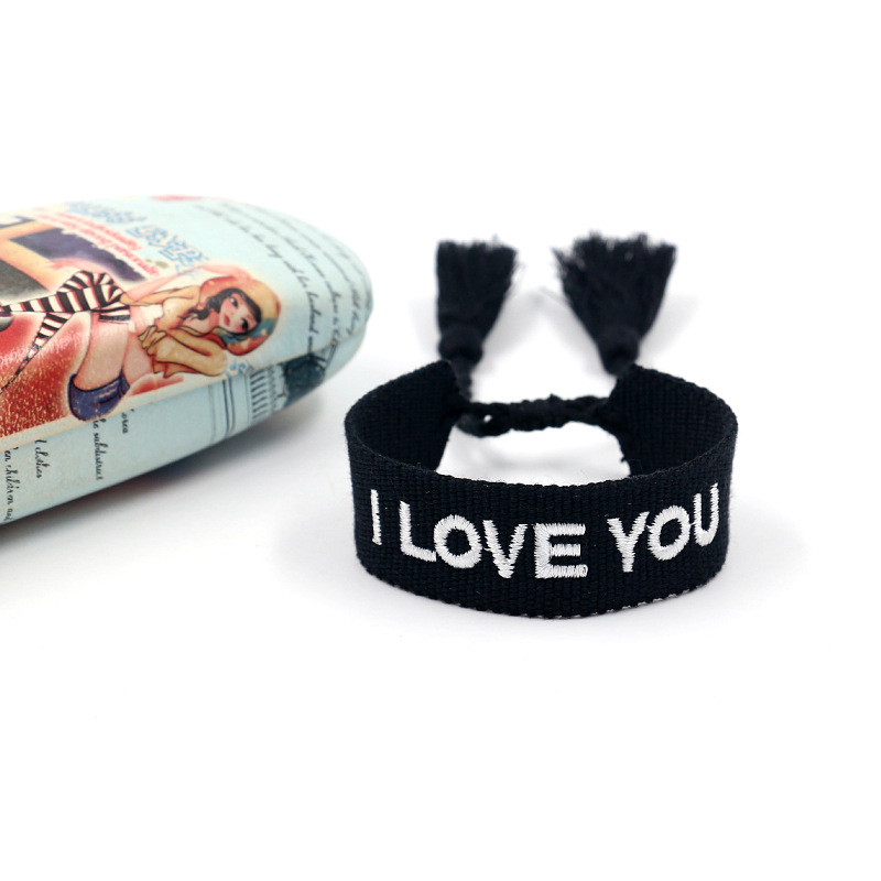 个性字母手链i love you刺绣手腕绳 创意简约流苏 小