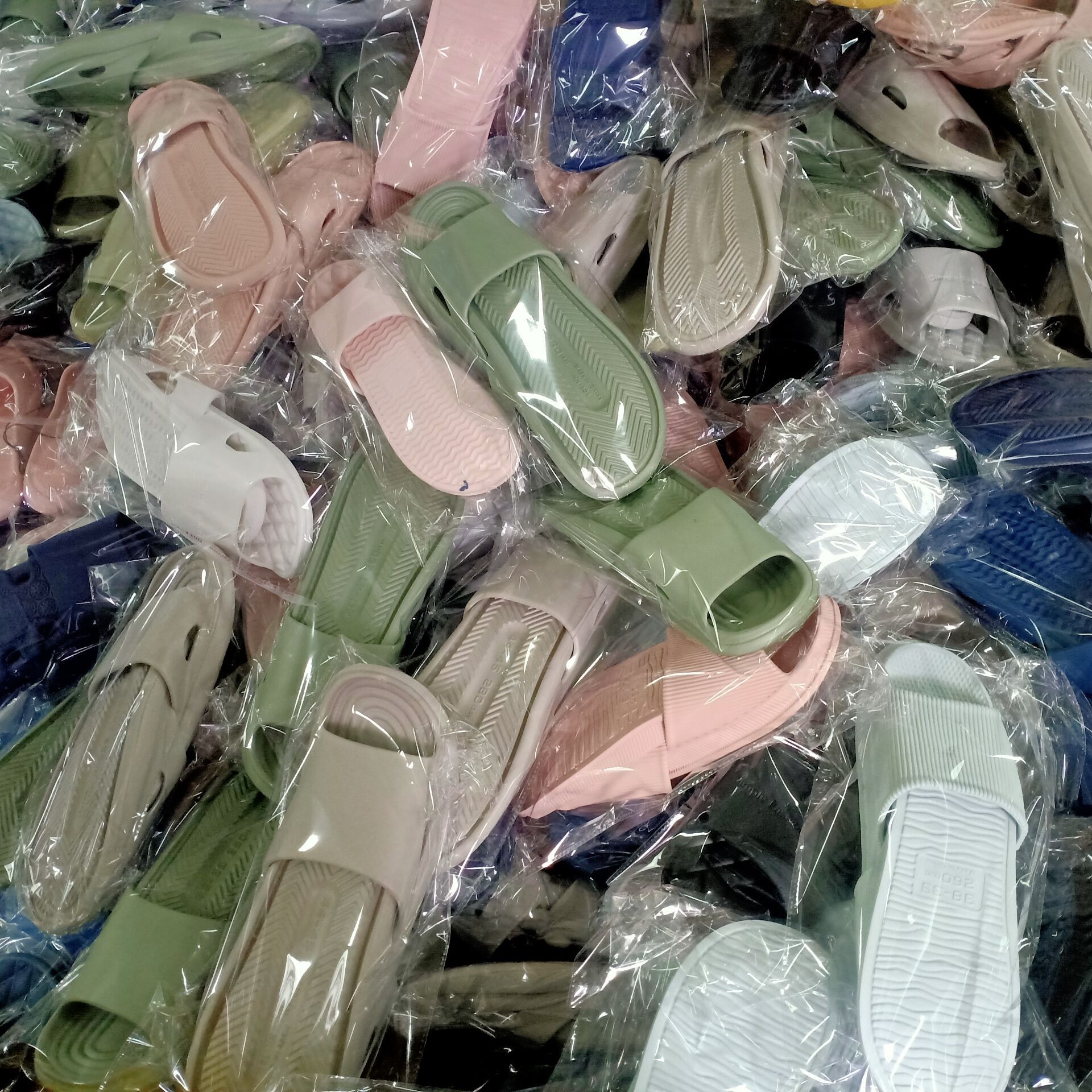 处理杂款像素拖鞋澡堂浴室宾馆摆地摊超市做送礼家居凉拖现货批发