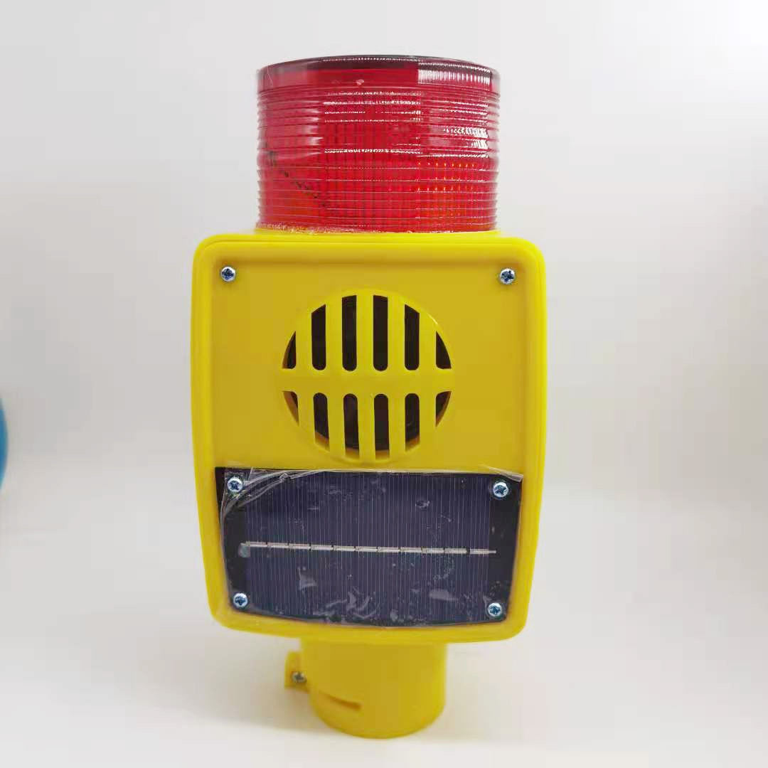 带声音的太阳能爆闪警示灯吓鸟野猪松鼠驱兽的报警灯带狗叫声灯