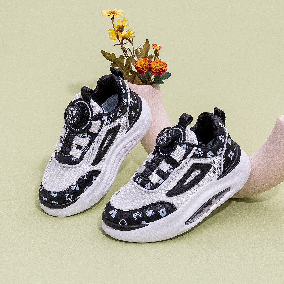 迪士尼儿童运动鞋夏季新款女童米奇旋转钮扣休闲鞋男童网面透气鞋