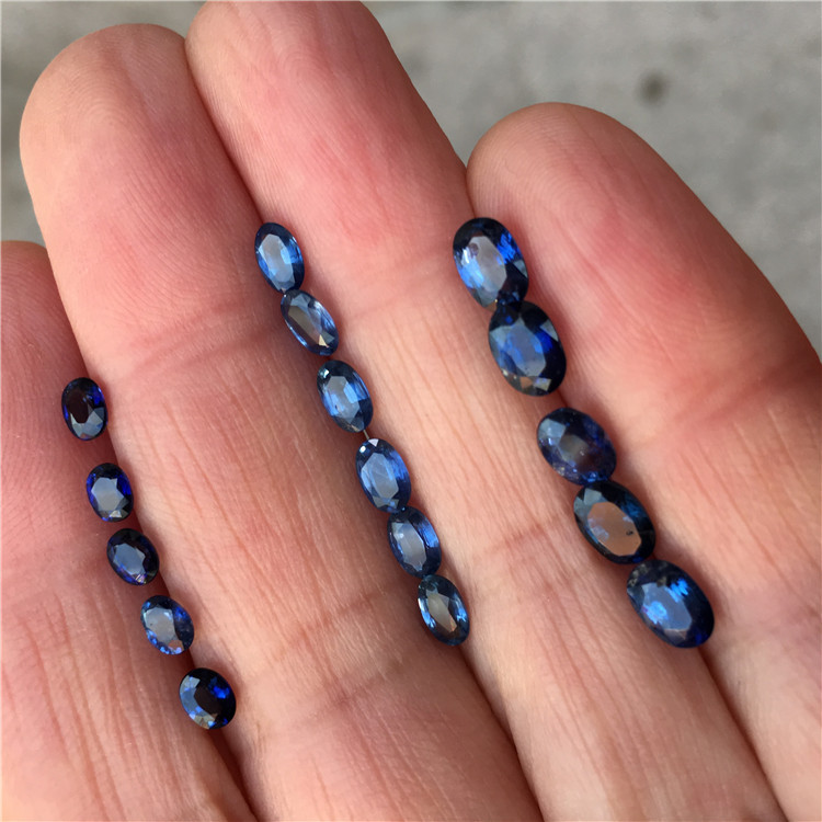 珠宝批发天然非洲蓝宝石戒面裸石椭圆形戒面首饰镶嵌配石