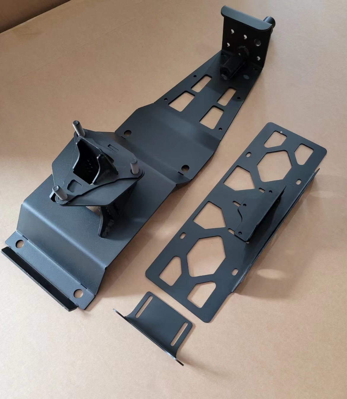 坦克300多功能备胎架旗杆越野改装专用后门备胎工兵铲托支架配件