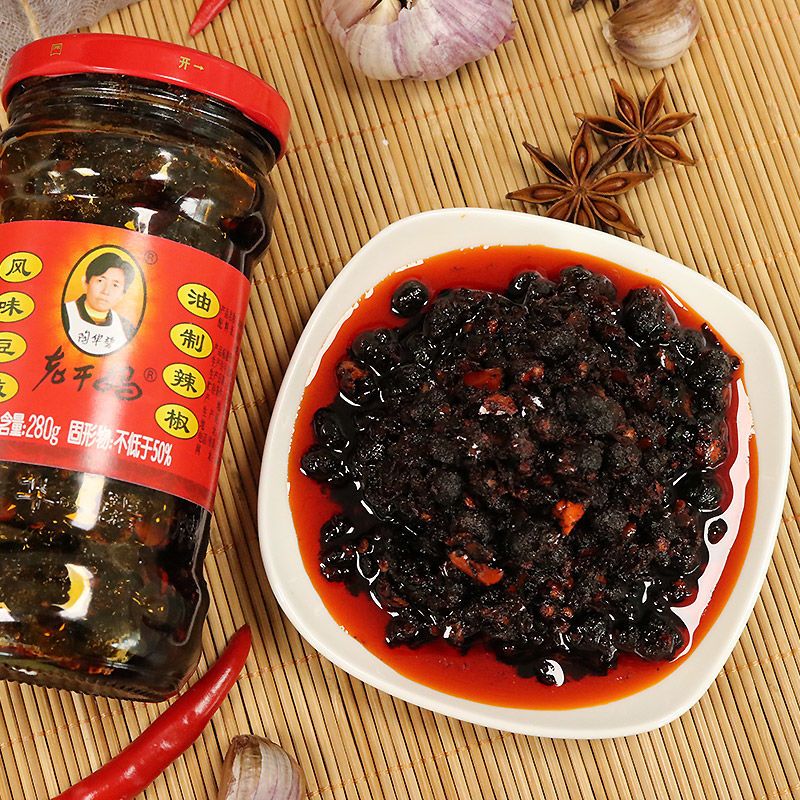 老干妈贵州特产风味豆豉油辣椒香辣调料拌饭拌面水豆豉下饭酱瓶装