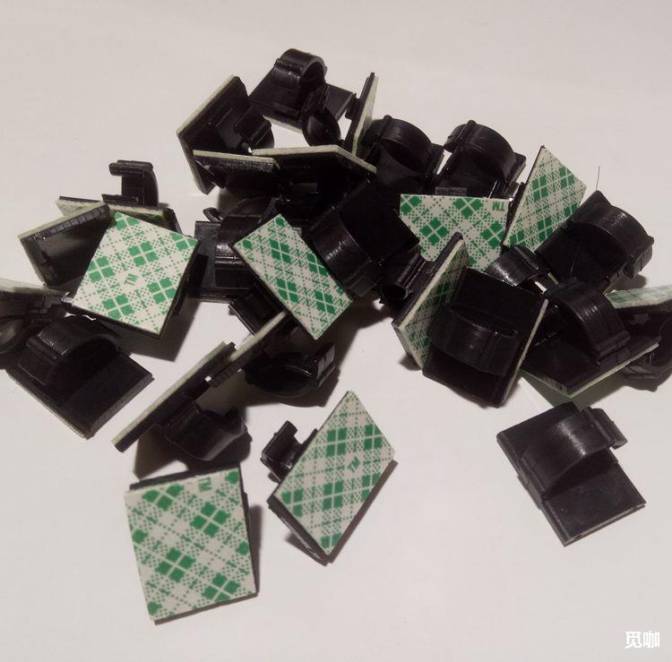 汽车改装大号布线卡扣 电线整理夹理线器线卡 蓝膜背胶自粘贴卡扣