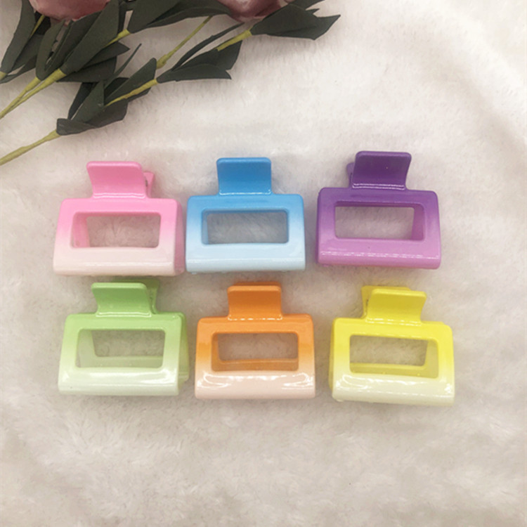 2022 Popular Manufacturers 5cm Square Mouth Two-Tone Bright Color Simple Internet Hot Temperament Crab Clamp Hair Clip for Bath