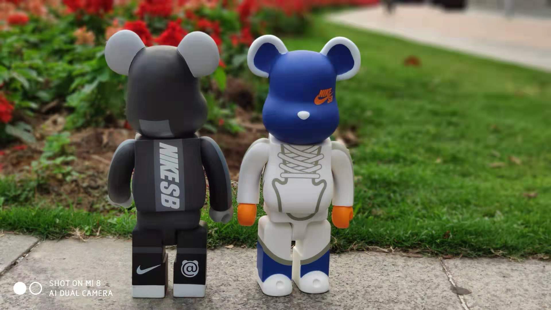 1000�arbrick 熊 潮流品牌耐克公仔手办模型摆件