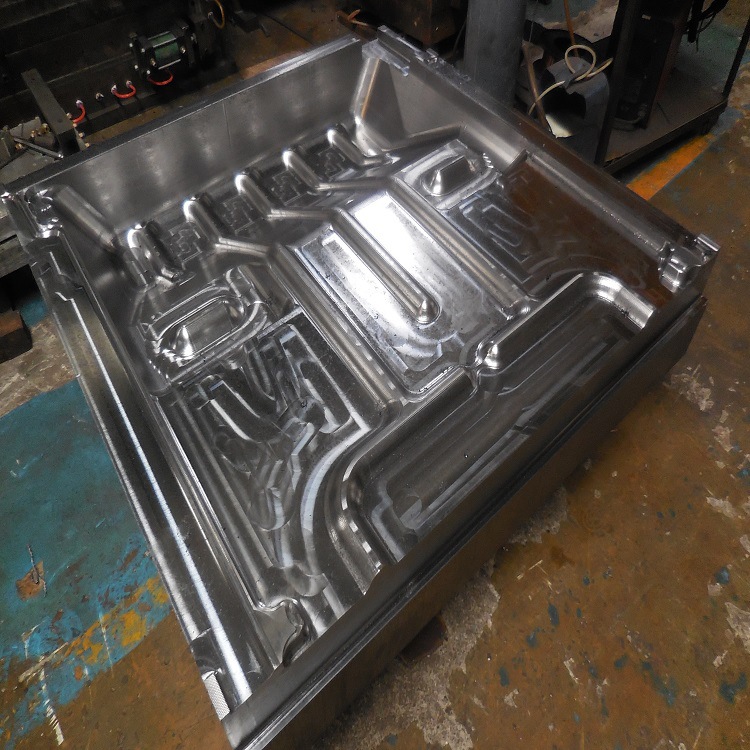 承接:吹塑大模具 吹瓶模具 储料机模具 喷砂 三维 多腔 注塑