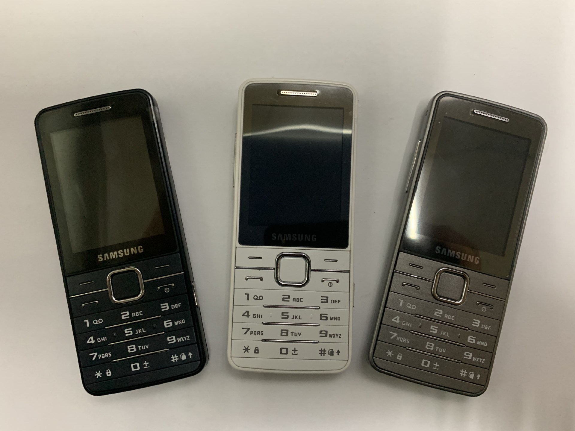 跨境外贸s5611 s5610 gsm 2g非智能手机双卡单卡老人机老年手机