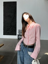 法式粉色polo领长袖衬衫女春秋设计感小众不规则短款衬衣上衣春季