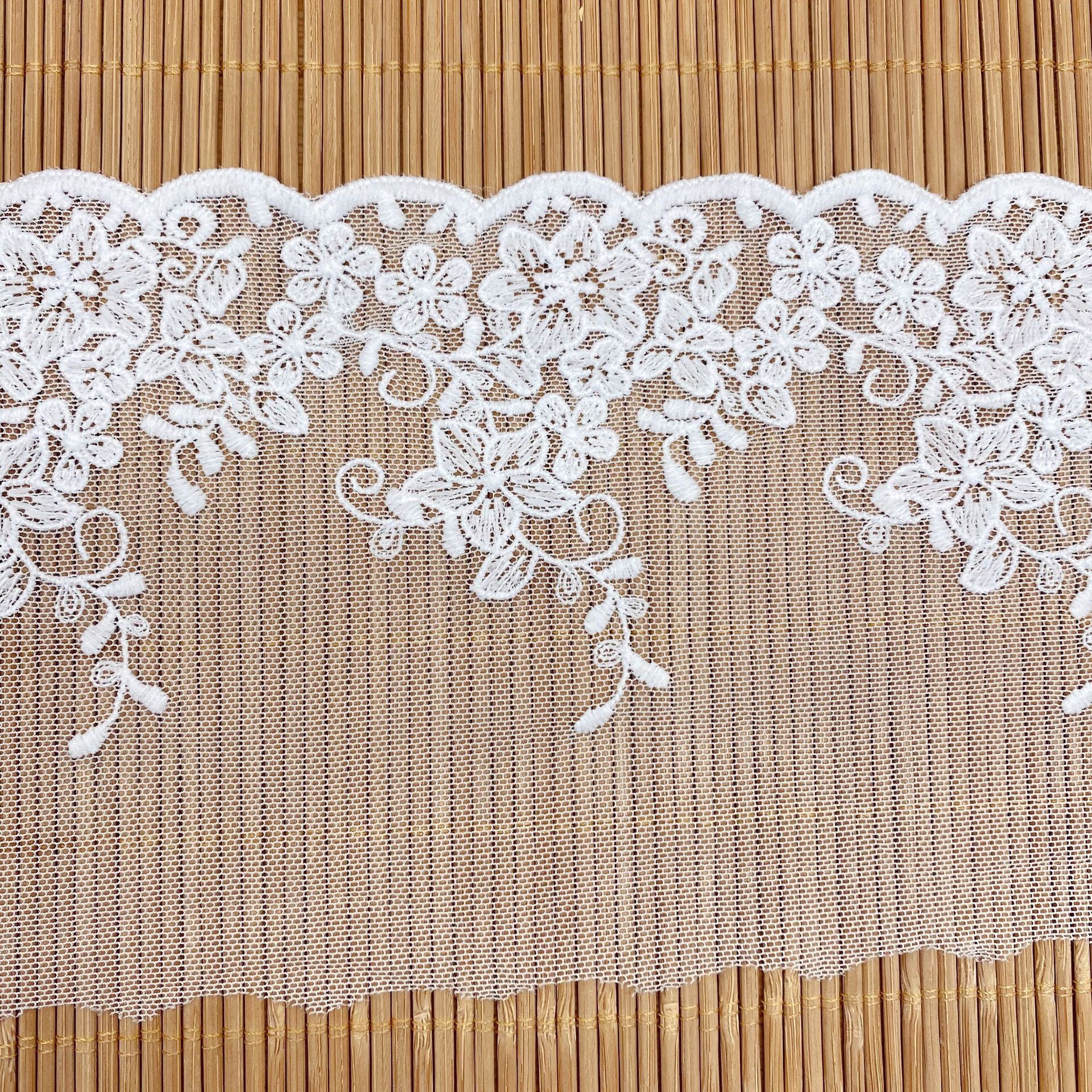 新礼标蕾丝花边涤纶丝波浪花朵网纱洛丽塔花边lacefabric服装辅料