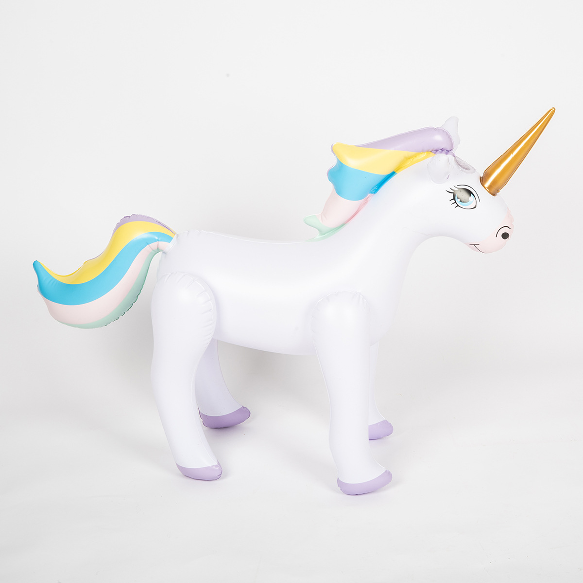 充气独角兽 pvc充气彩马坐骑 儿童充气玩具动物 草坪喷水玩具