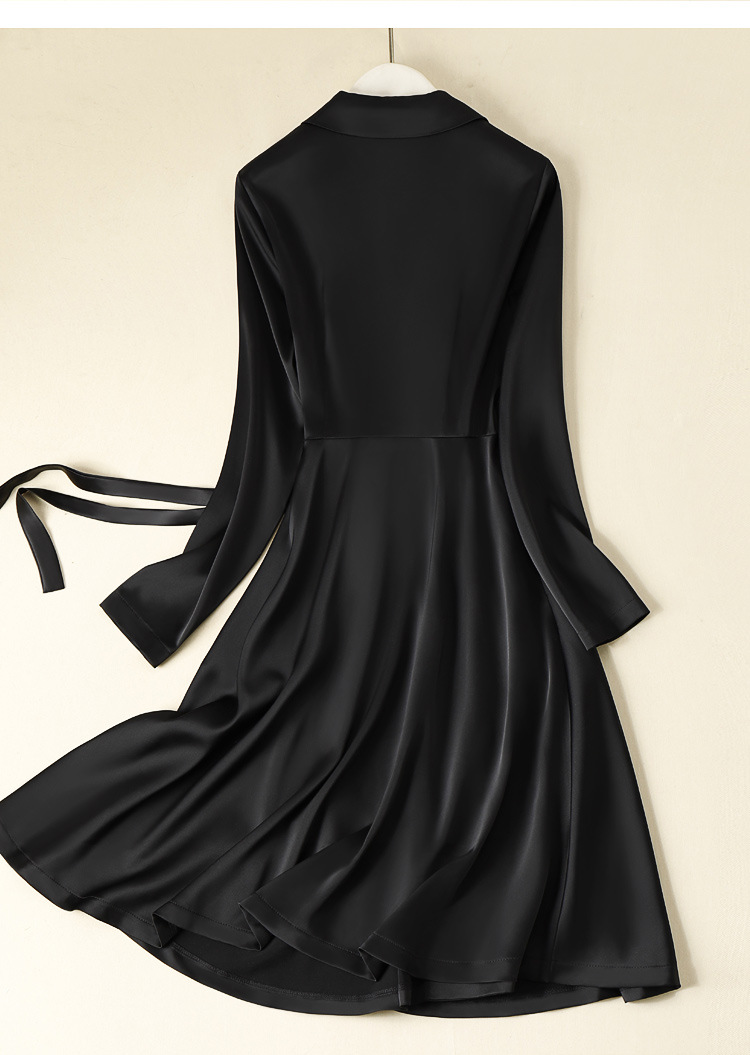 2022年春季赫本风三醋酸缎面连衣裙 小众设计师优雅显瘦修身a字裙