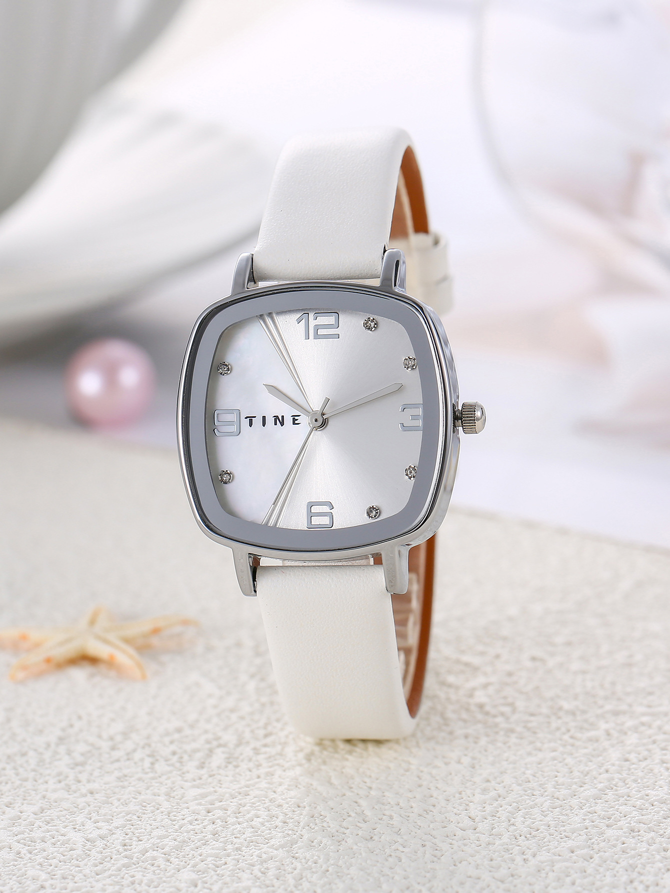 2023 New Elegant Good-looking Women's Watch Square Student Style Women's Quartz Watch Waterproof Watch One Piece Dropshipping