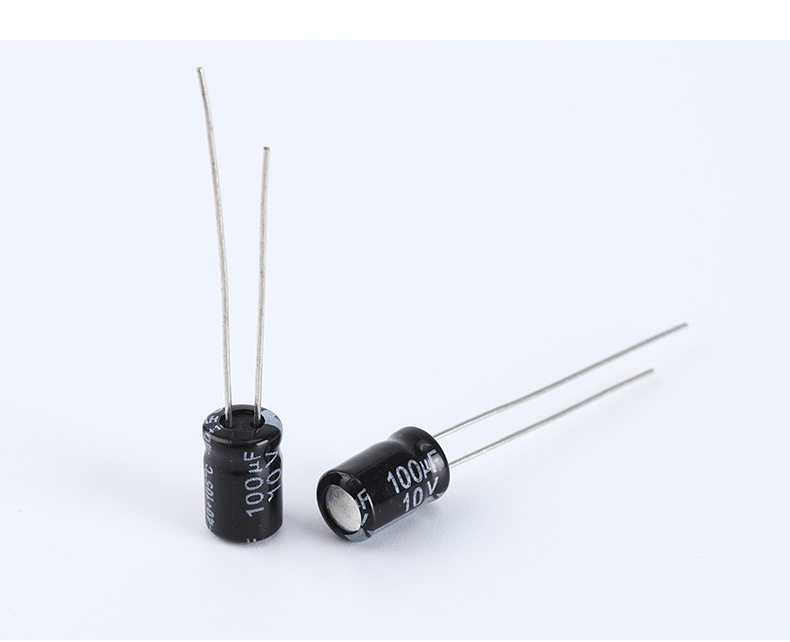 厂家直供插件式铝电解电容100uf 10v 5*7普通电容高频低阻可定制