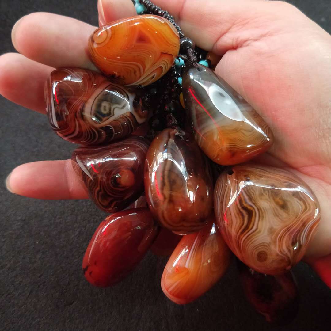 厂家批发缠丝玛瑙原石小吊坠 地摊玛瑙玉石挂件项链毛衣链