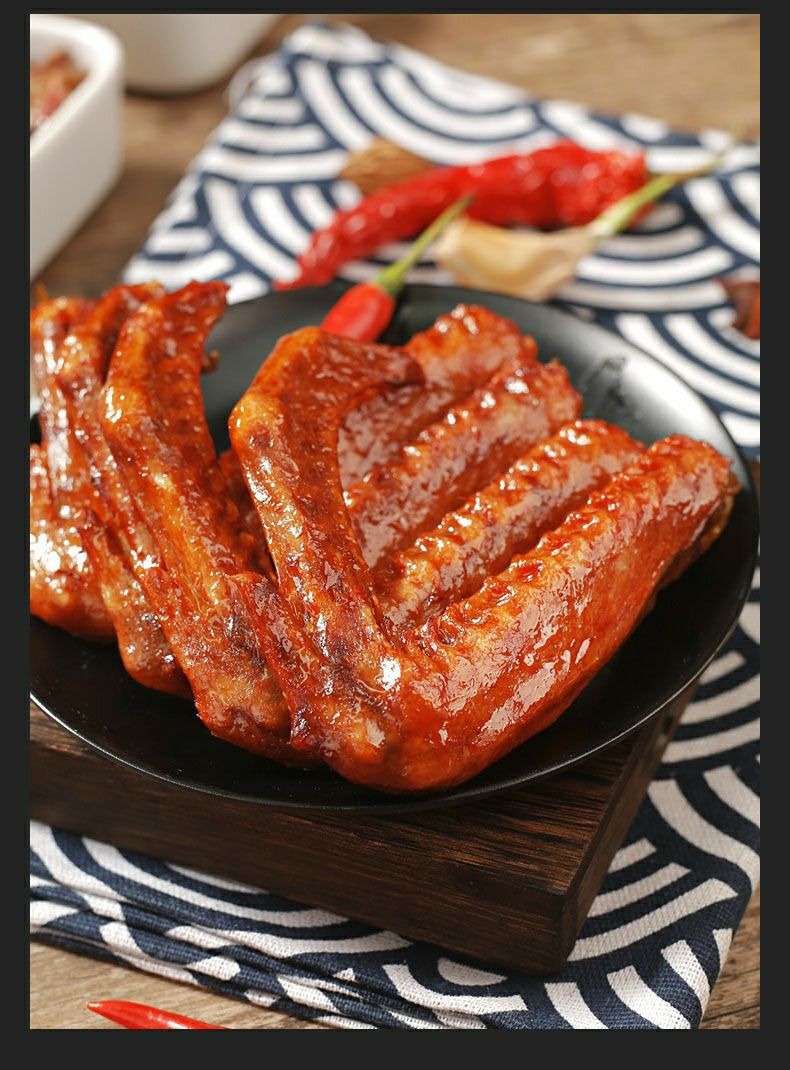 烤鸭翅零食批发香辣麻辣辣味酱卤鸭翅办公室网红休闲零食批发