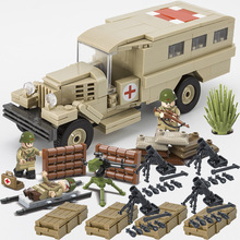 积木特种兵装甲车战场医疗兵救护车军事重型运输卡车拼装玩具