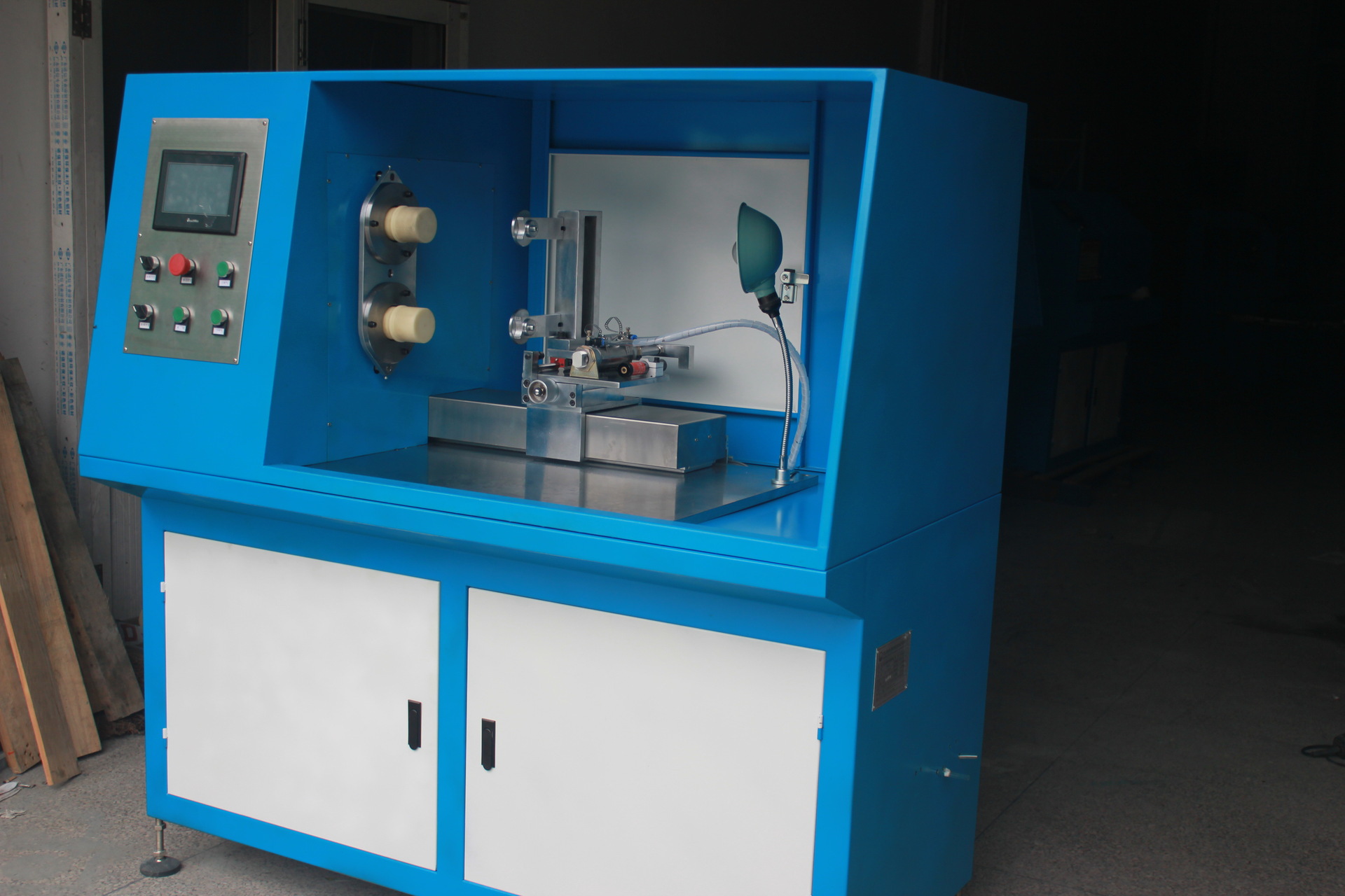 硅胶垫片,圆形,椭圆形,矩形筒状产品的快速精密切割成型