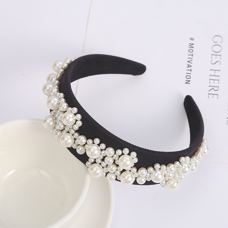 Korean Style Pearl Headband Retro French Sweet Hair Band Autumn and Winter Pearl Wide-Edged Headband Spot Factory Direct Deliver