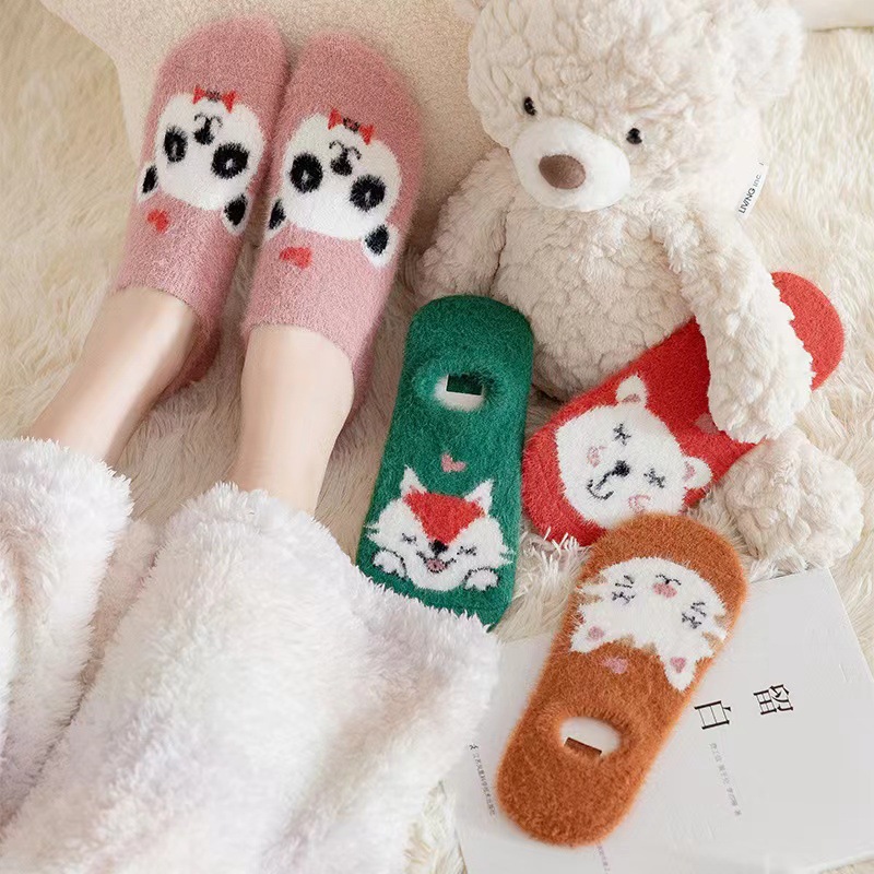 Autumn and Winter Socks Women's Cartoon Series Room Socks Plush Boat Socks Women's Lint-Free plus Velvet Thickened Winter Warm Socks