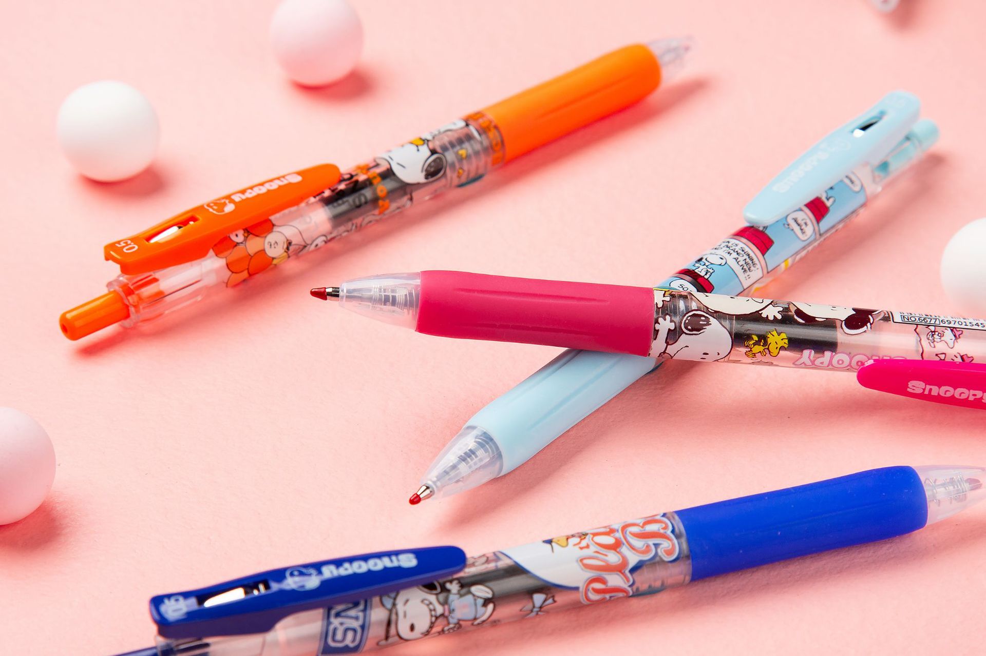 禾硕新款史努比日系卡通可爱萌自动动漫周边中性笔黑色水笔